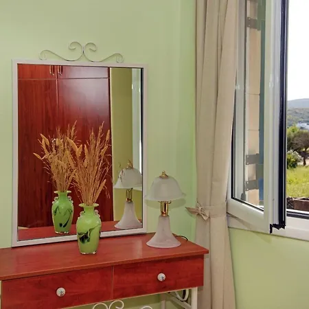 Vikentios Apartamento *