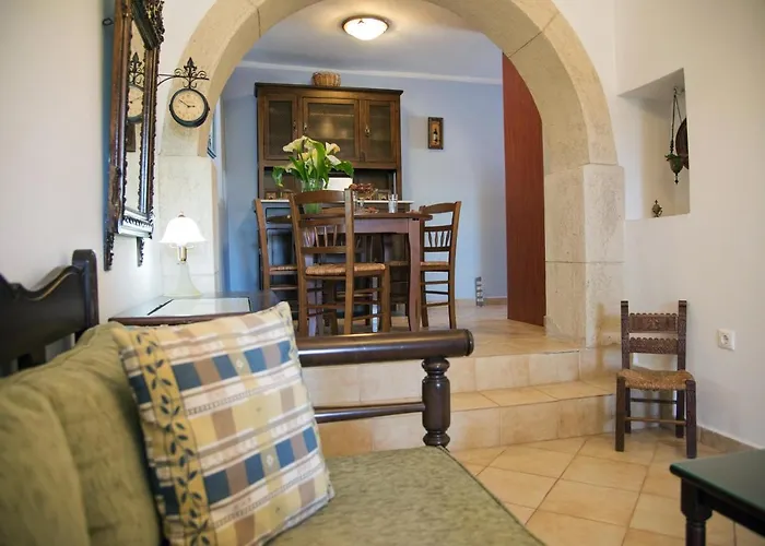 Vikentios Apartman Katsounion